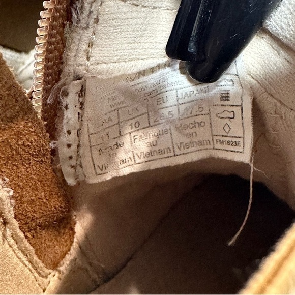 Ugg Kids Hamden II Suede Boots Side Zip Beige Toddler Girls Size 11 - Picture 15 of 15